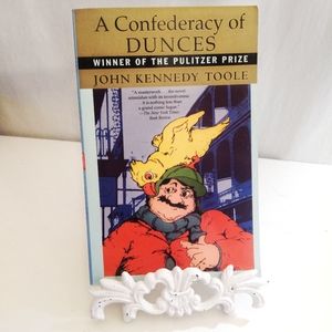 John Kennedy Toole Confederacy of Dunces GREAT READ!